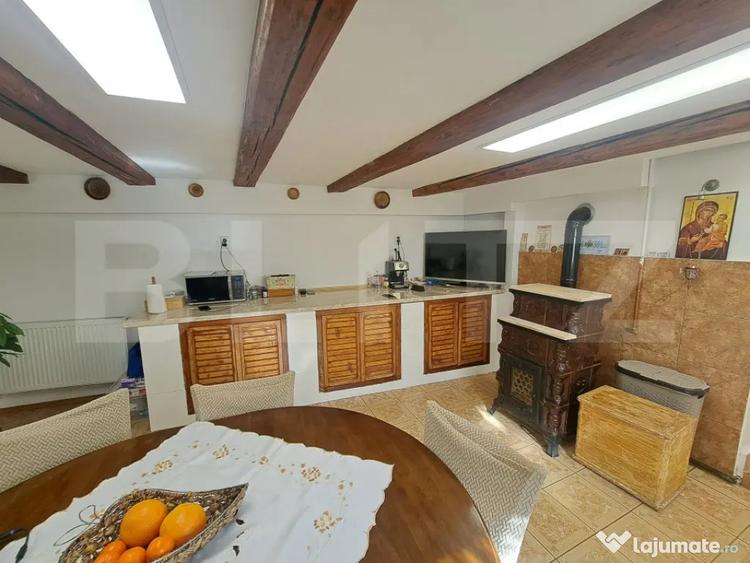 Casa saseasca renovata integral, 2200 mp teren, ideala - 5