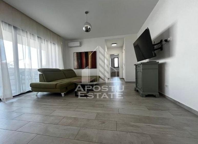 Apartament cu 2 camere semidecomandat, mobilat în Dumbrăvița