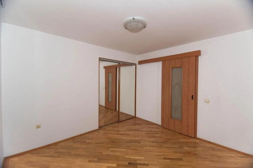 Apartament cu 3 camere decomandat în Ultracentral