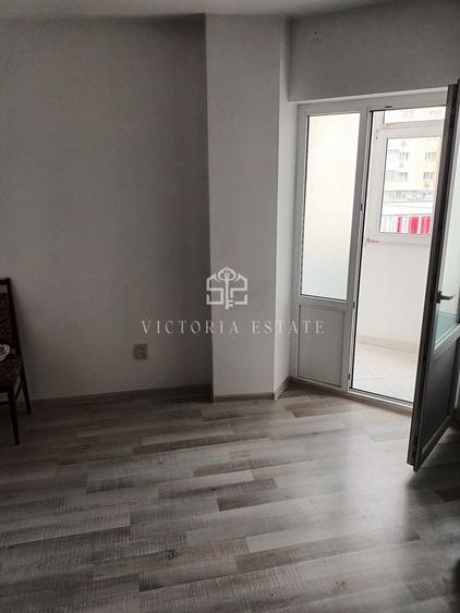 Apartament cu 2 camere semidecomandat în Republicii