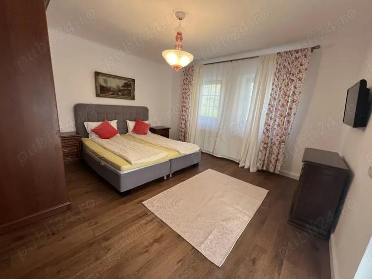Casă cu 3 camere cu Teren 2000 Mp în Băcia