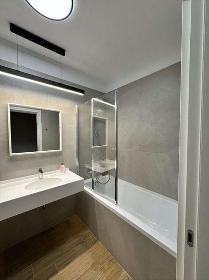 Apartament cu 3 camere, mobilat în Timpuri Noi