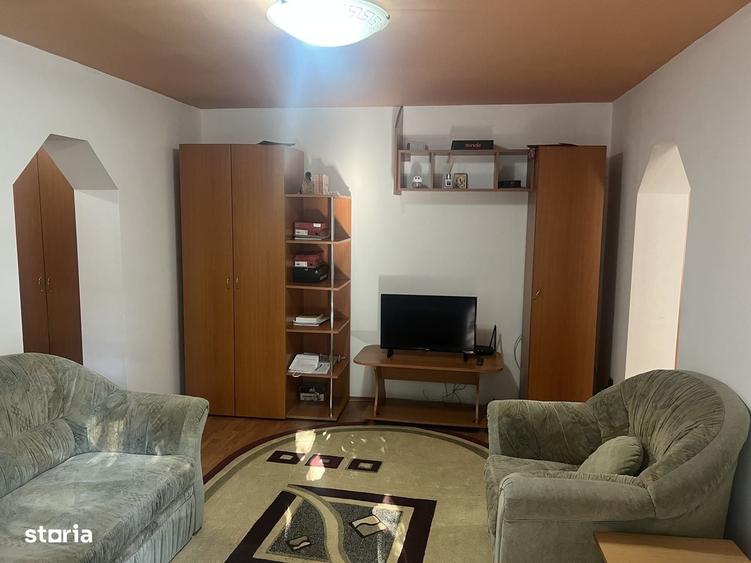 Apartament cu 2 camere semidecomandat în Central