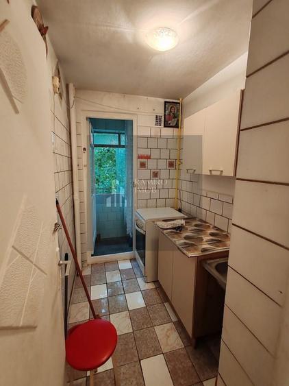 Apartament cu 2 camere semidecomandat, mobilat în Drumul Găzarului