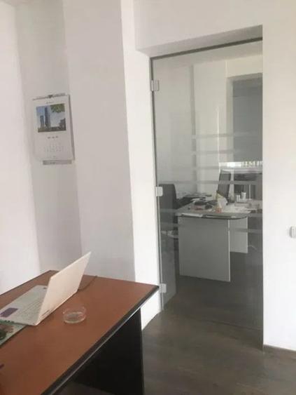 Spațiu comercial, de 428 mp, în Central