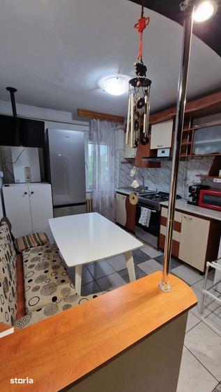 Apartament cu 2 camere semidecomandat, mobilat în Splai Bahlui