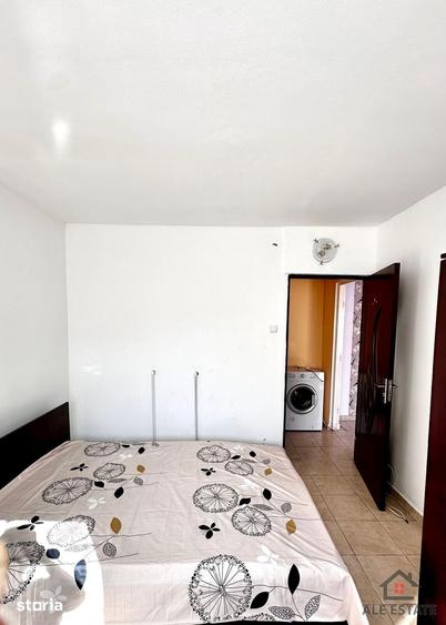 Apartament cu 3 camere semidecomandat în Micro 1