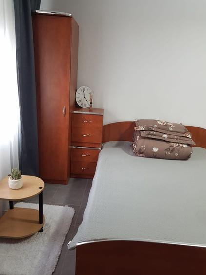 Garsonieră decomandată în Central