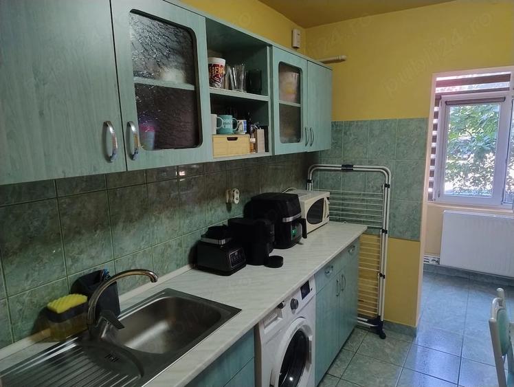 Apartament cu 2 camere semidecomandat în Popa Șapcă