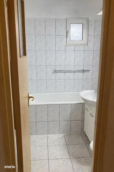 Apartament cu 3 camere în Dristor