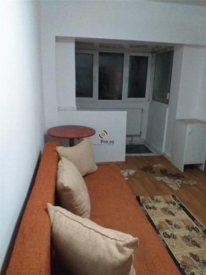 Garsoniera cu centrala etaj 3 zona Buziasului - 3