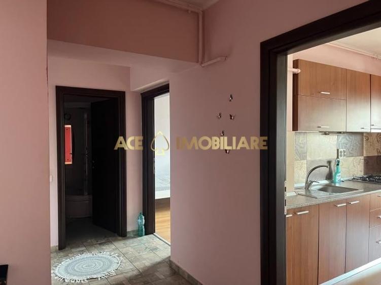Apartament cu 2 camere semidecomandat, mobilat în Jiului