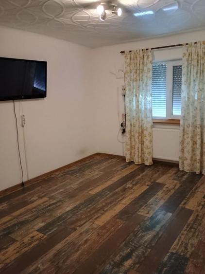 Casa de vanzare in Filipestii de Padure. - 1