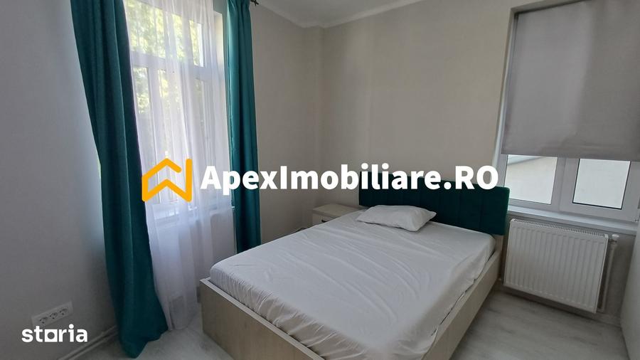 Apartament cu 3 camere semidecomandat în Ștefan cel Mare