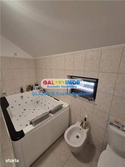 Casă cu 5 camere cu Teren 700 Mp în Central