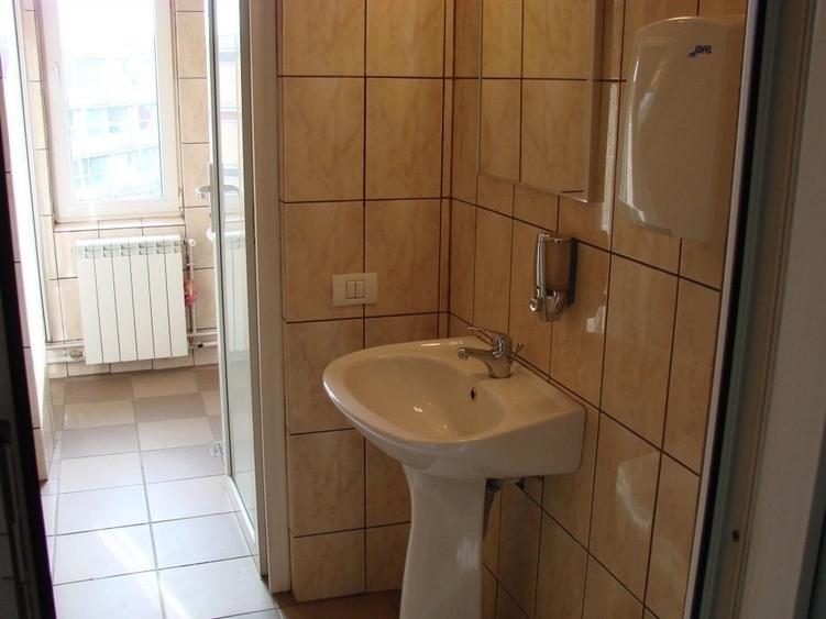 Birou, de 250 mp, în Grozăvești