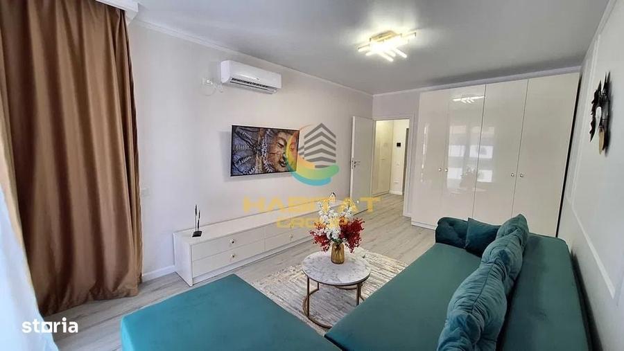 Apartament cu 7 camere decomandat în Vest