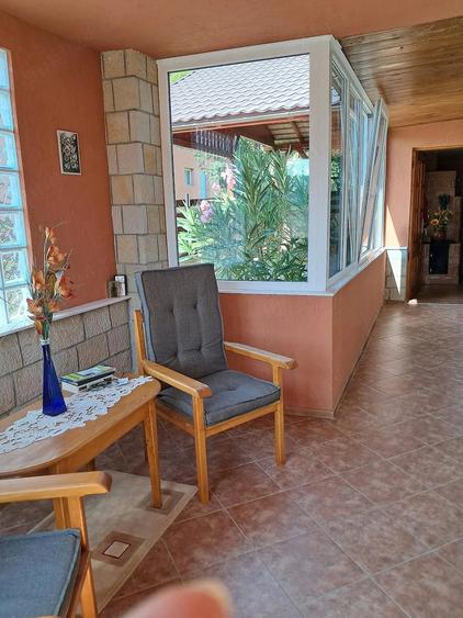 Casă cu Teren 924 Mp în Lupești