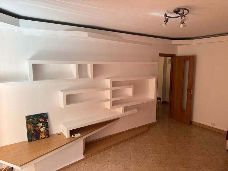 Inchiriere Apartament 2 Camere-Aparatorii Patriei - 5