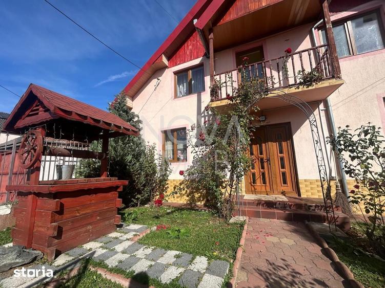 Casă cu 5 camere cu Teren 845 Mp în Roșia