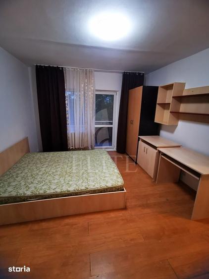 Apartament cu 3 camere semidecomandat în Grigorescu