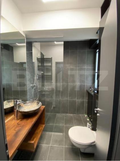 Apartament cu 3 camere decomandat, mobilat în Florilor