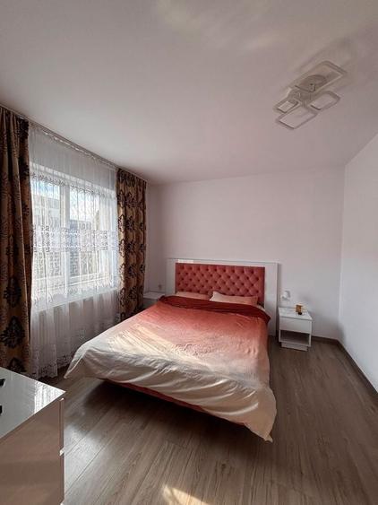 Inchiriez apartament cu 2 camere decomandat :str Avram iancu in spate la bmw - 3