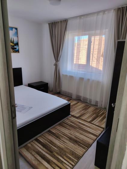 Apartament cu 2 camere semidecomandat în Micro 6