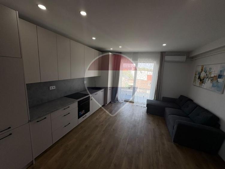 Apartament cu 2 camere decomandat, mobilat în Griviței