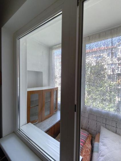 Apartament cu 2 camere semidecomandat, mobilat în Soarelui