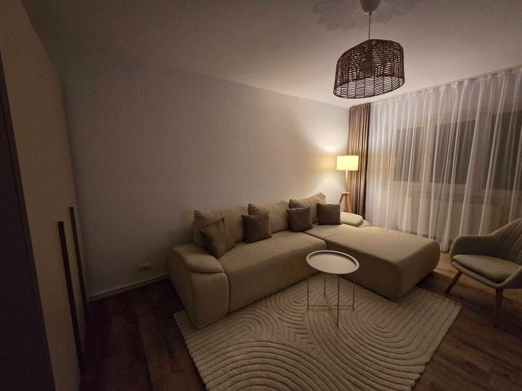 Apartament cu 2 camere decomandat, mobilat în Sub Arini