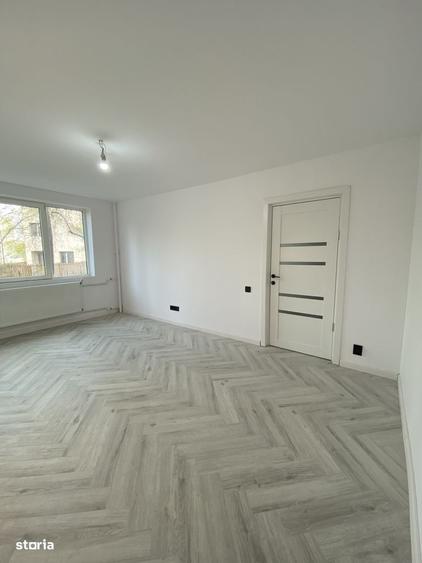 Garsonieră decomandată în Drumul Găzarului