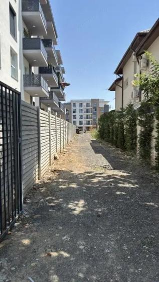 Teren de 1000 mp, în Theodor Pallady