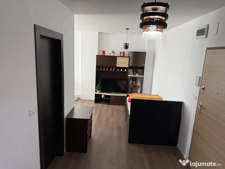 Apartament cu 2 camere decomandat în Torontalului