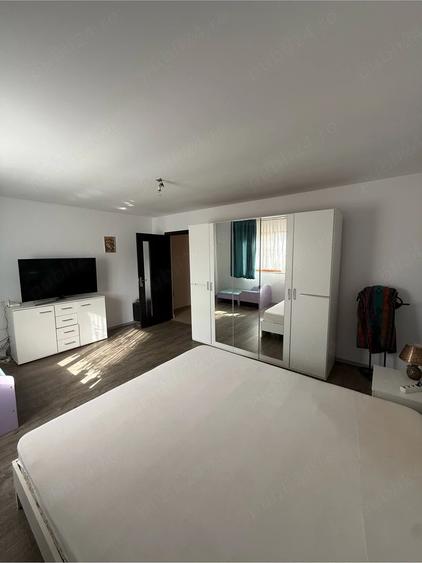 Casă cu 2 camere cu Teren 1300 Mp în Săcălaia