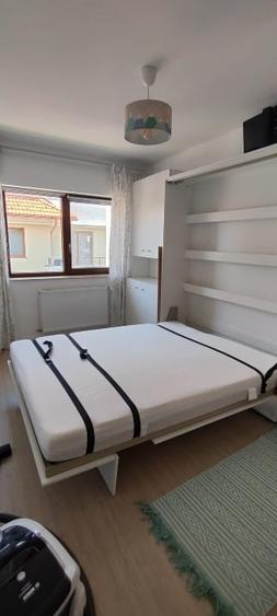Apartament cu 2 camere decomandat, mobilat în Tractorul