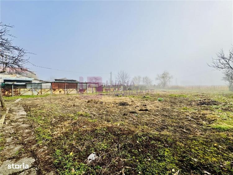 Casă cu 4 camere cu Teren 1272 Mp în Loamneș