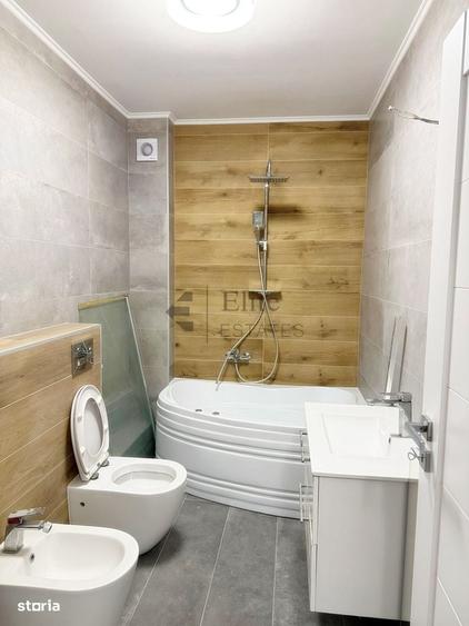 Apartament cu 3 camere decomandat în Spitalul Județean