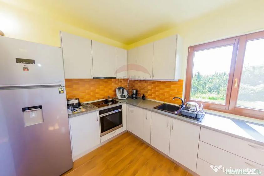 Casă cu 3 camere cu Teren 1732 Mp în Merișor