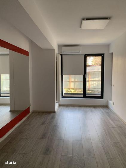 Apartament cu 3 camere, mobilat în Calea Călărașilor