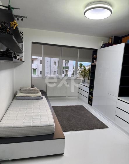 Apartament cu 3 camere decomandat, mobilat în Grigorescu
