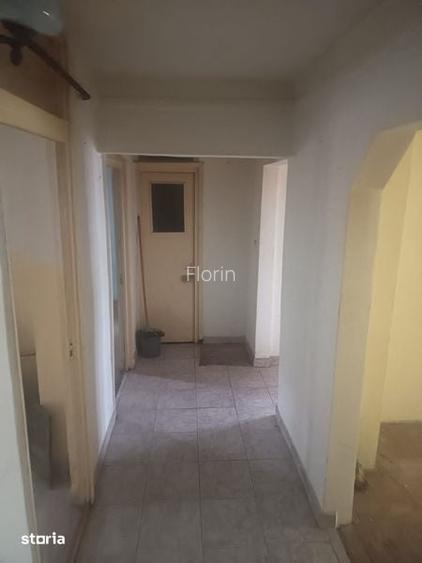 Apartament de vanzare 3 camere CUG Str Hlincea