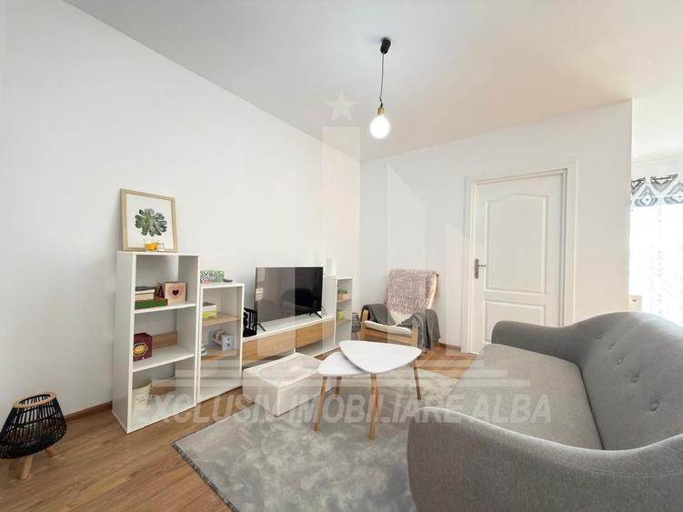 Apartament cu 2 camere decomandat, mobilat în Cetate