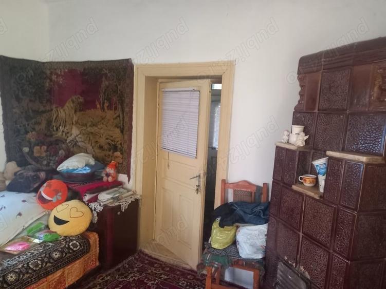 Casă cu Teren 2020 Mp în Dragoș Vodă