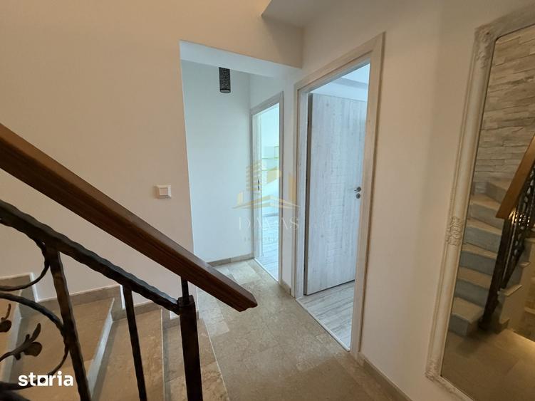 Casă cu 4 camere cu Teren 100 Mp în Gheorgheni