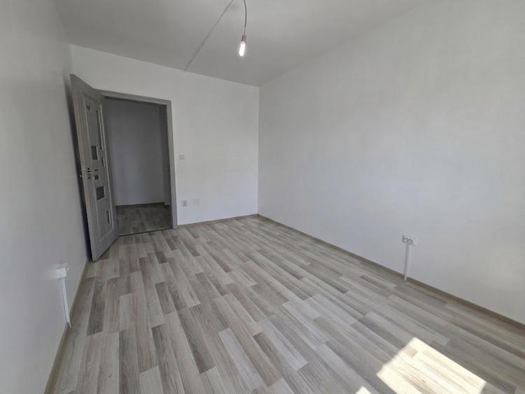 Apartament cu 2 camere decomandat în Mircea cel Bătrân