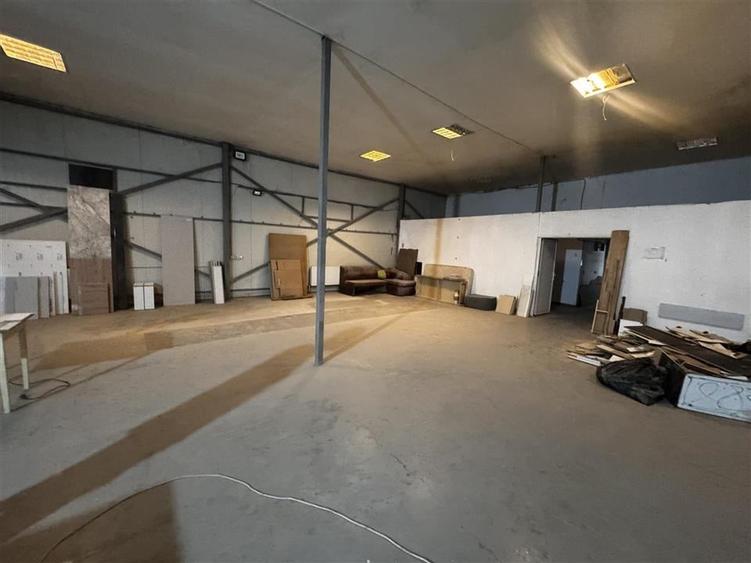 Spațiu comercial, de 350 mp, în Poștei - Bucov