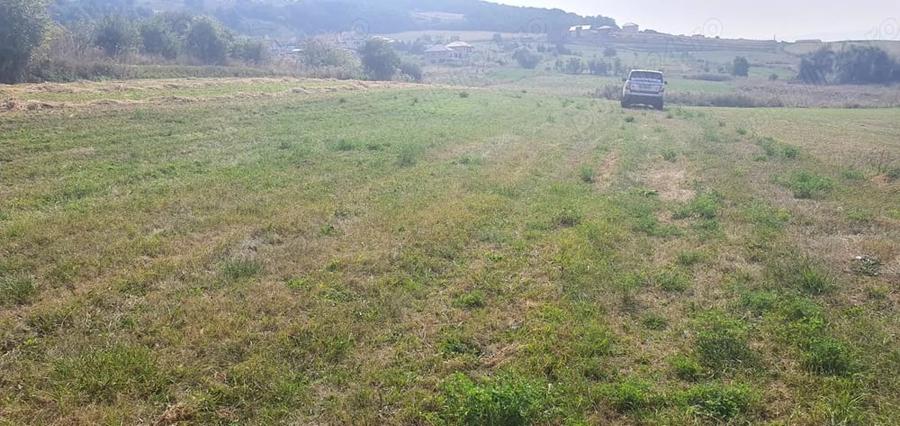 Teren de 2350 mp, în Popești
