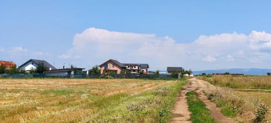 Teren Construcții intravilan de 480 mp, în Sânpetru
