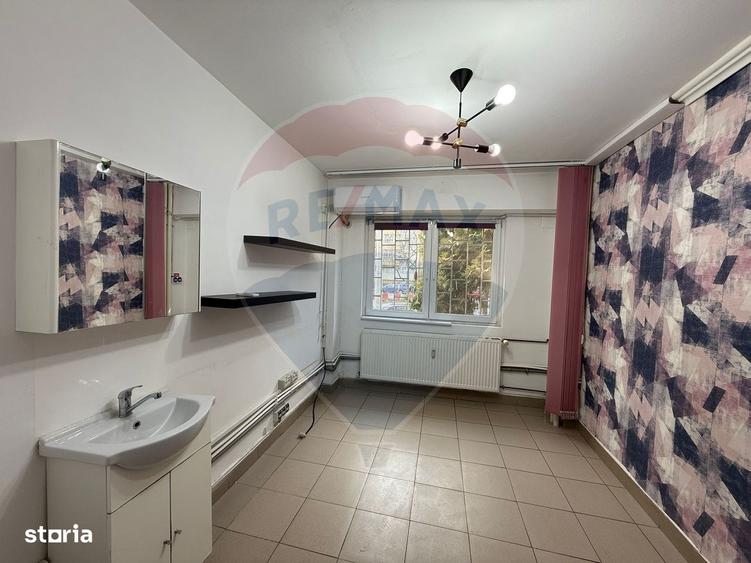 Spatiu comercial stradal 61 mp, Bd. Chisinau - vitrina si acces direct - 11